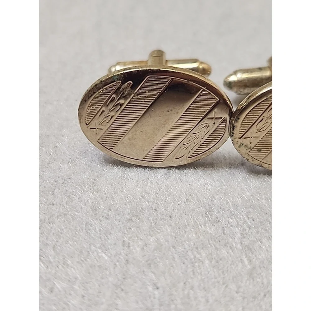 Gold Plated Cufflink Set with Engraved Vines - Vintage Cuff‎ Link Set